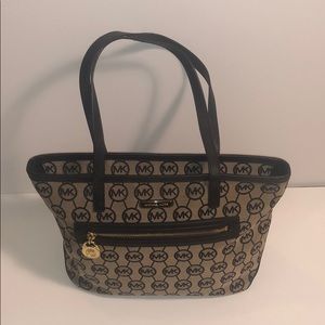 Michael Kors tote